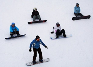  clases grupales de snowboard de nivel 